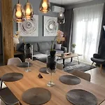 Ninemia Luxury *