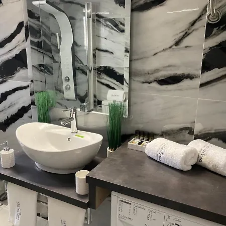 Ninemia Luxury * Xylokastro