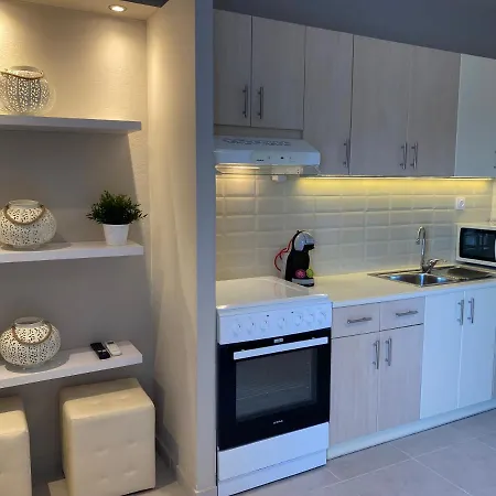 Ninemia Luxury * Xylokastro