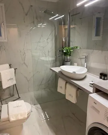 Ninemia Luxury Lägenhet