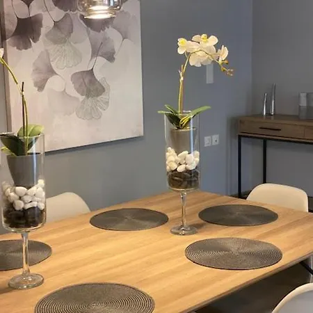 Ninemia Luxury Lägenhet