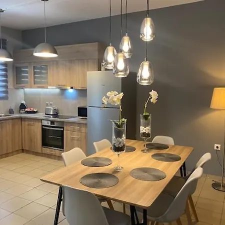 Ninemia Luxury * קסילוקסטרו