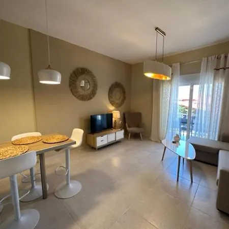 Ninemia Luxury * Xylokastro