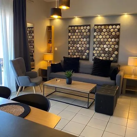 Ninemia Luxury Lägenhet
