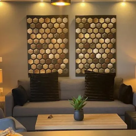 Ninemia Luxury Lejlighed *