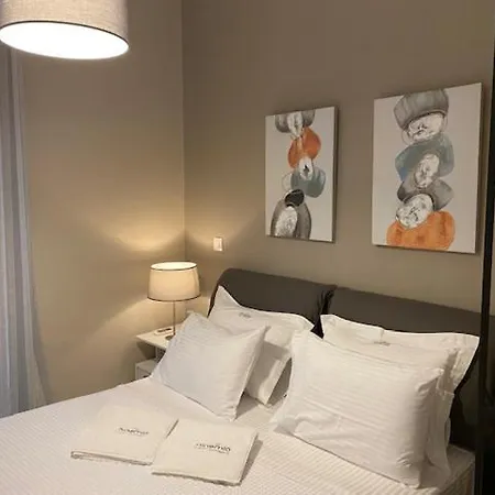 Ninemia Luxury Lägenhet *