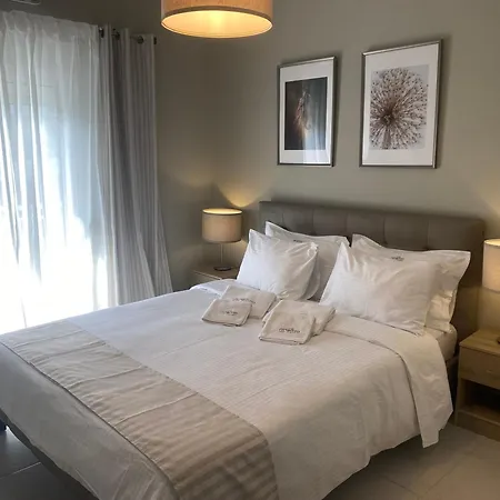 Ninemia Luxury * קסילוקסטרו