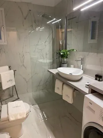 Ninemia Luxury Apartamento