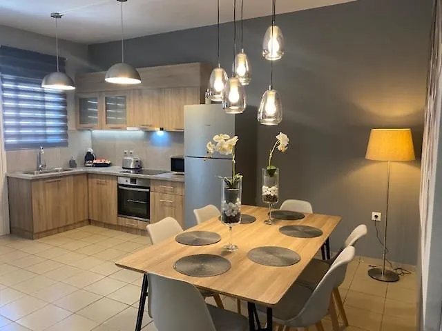 Ninemia Luxury * Xylokastro