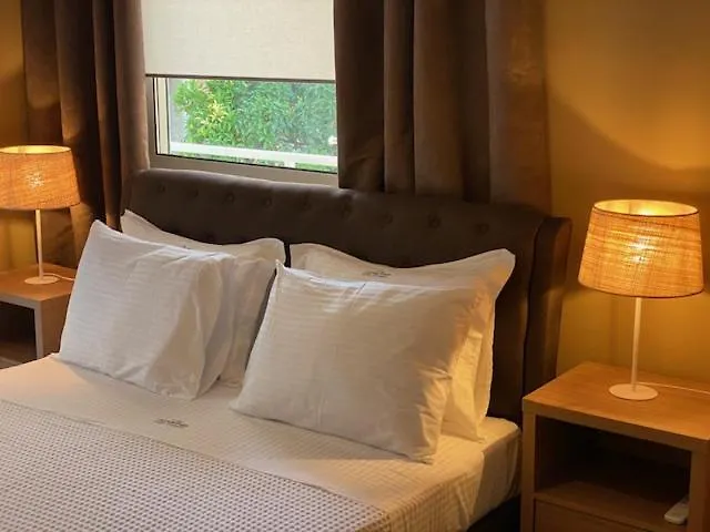 Ninemia Luxury Apartamento *