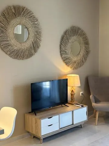 Ninemia Luxury Apartamento